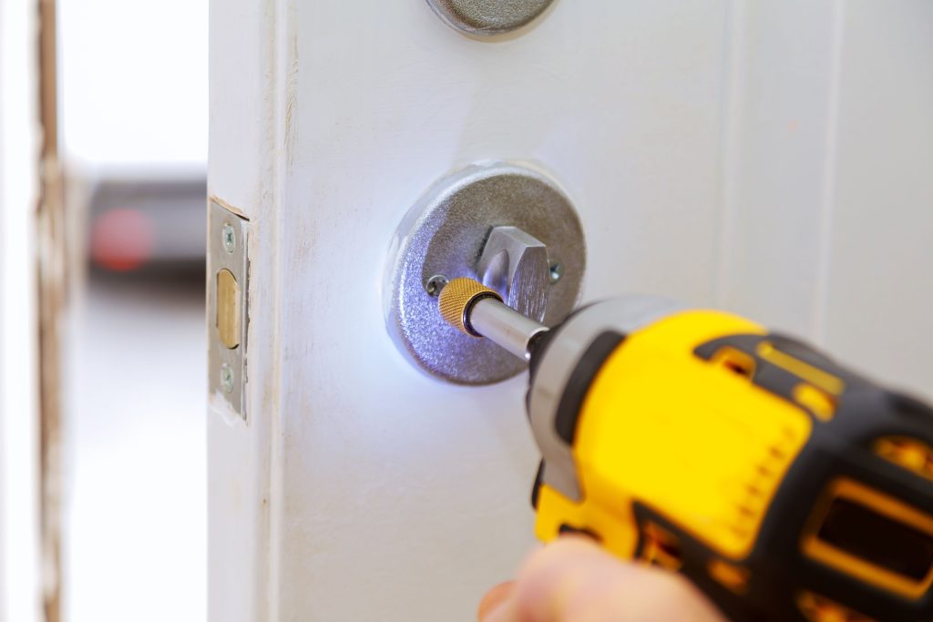 deadbolt lock